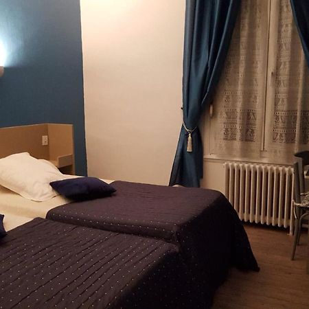 Hotel Ronsin Fresnay-sur-Sarthe Luaran gambar