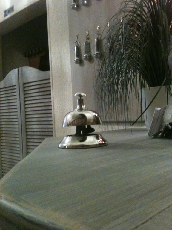 Hotel Ronsin Fresnay-sur-Sarthe Luaran gambar